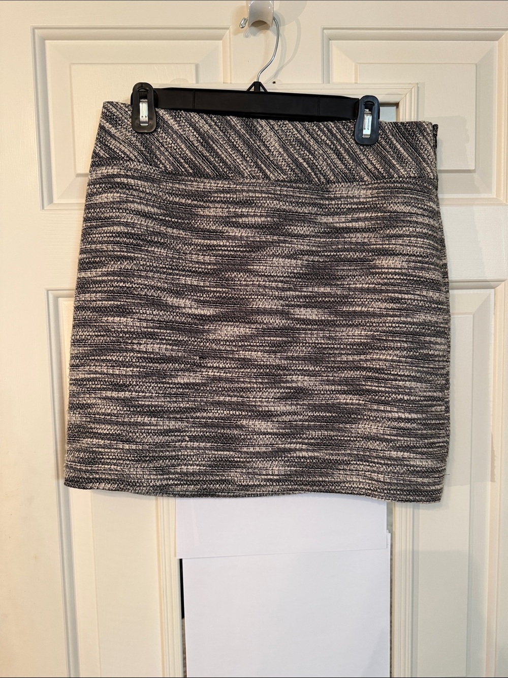 LOFT Marled black and white weave Mini Skirt